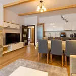 The Balkan Jewel Resort, Trademark Collection By Wyndham * Razlık